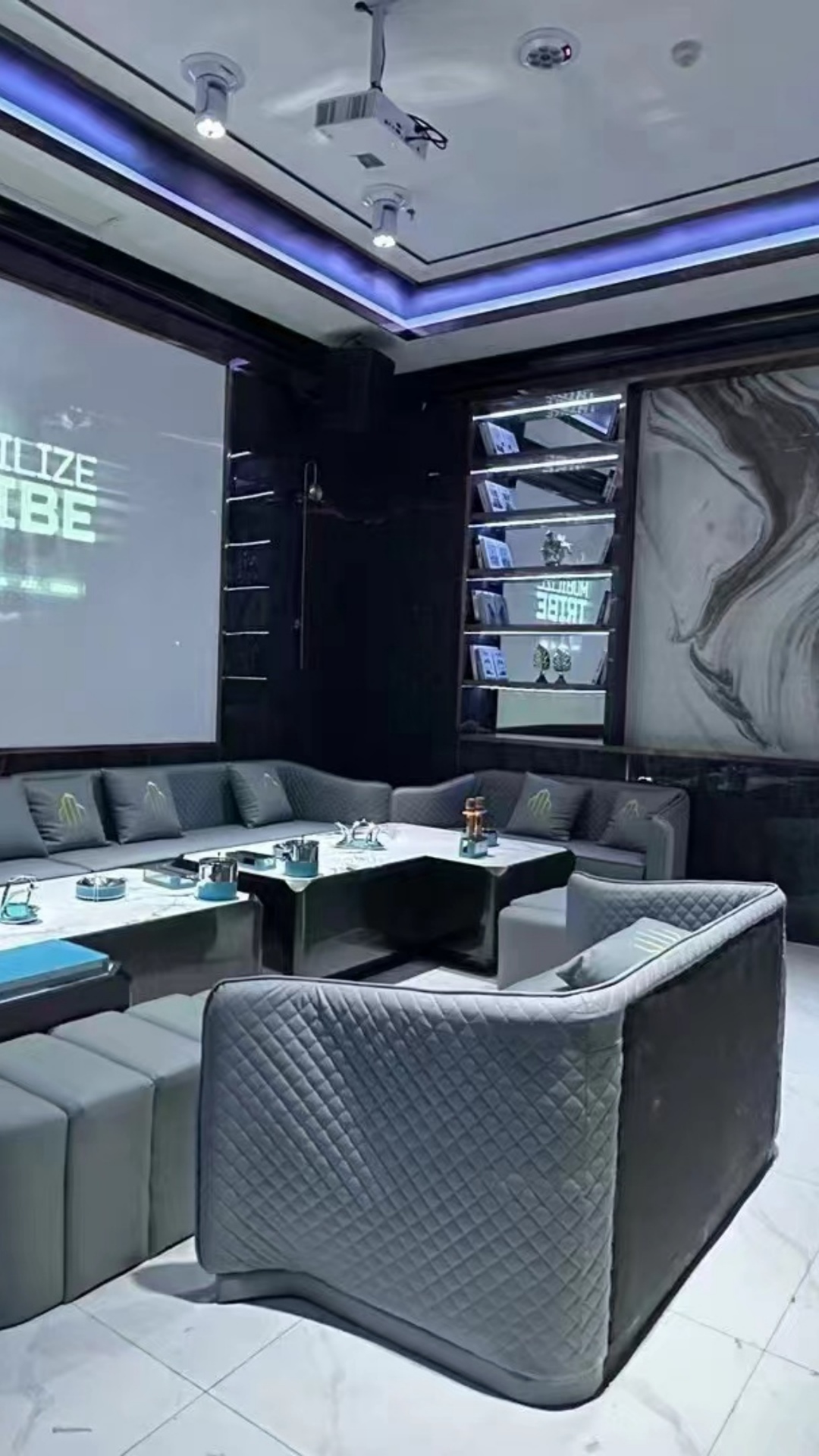 豪华包厢内部环境